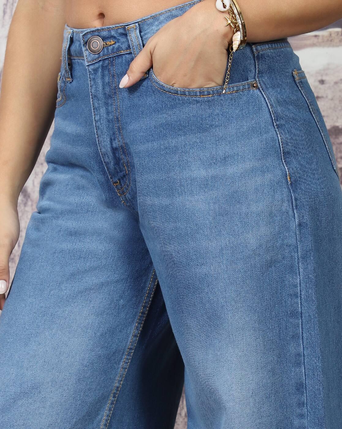 Shein Women Full Length Fly With Button Closure Mid Wash Jeans