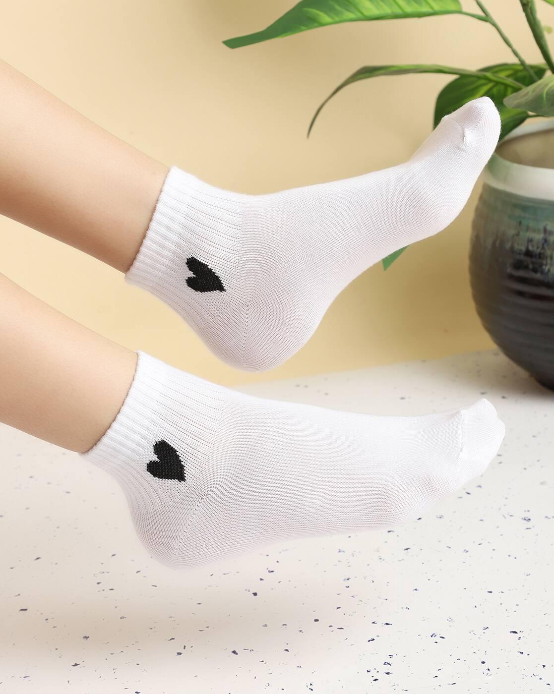 Shein Women 3 Pairs Of Heart Print Everyday Socks
