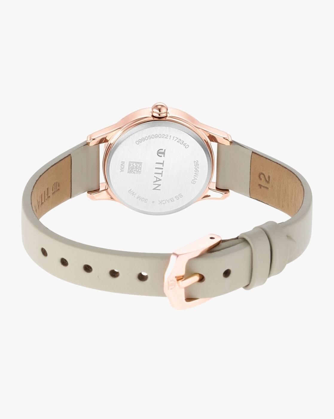 2656WL01 Analogue Watch with Leather Strap