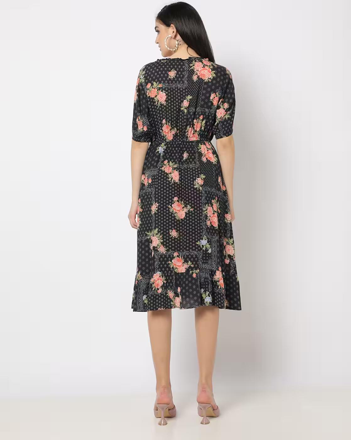 Floral Print Round-Neck Fit & Flare Dress