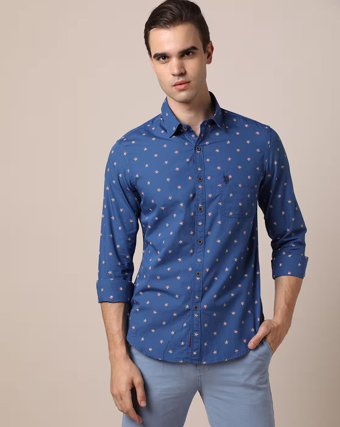 Men Printed Slim Fit Shirt with Patch Pocket