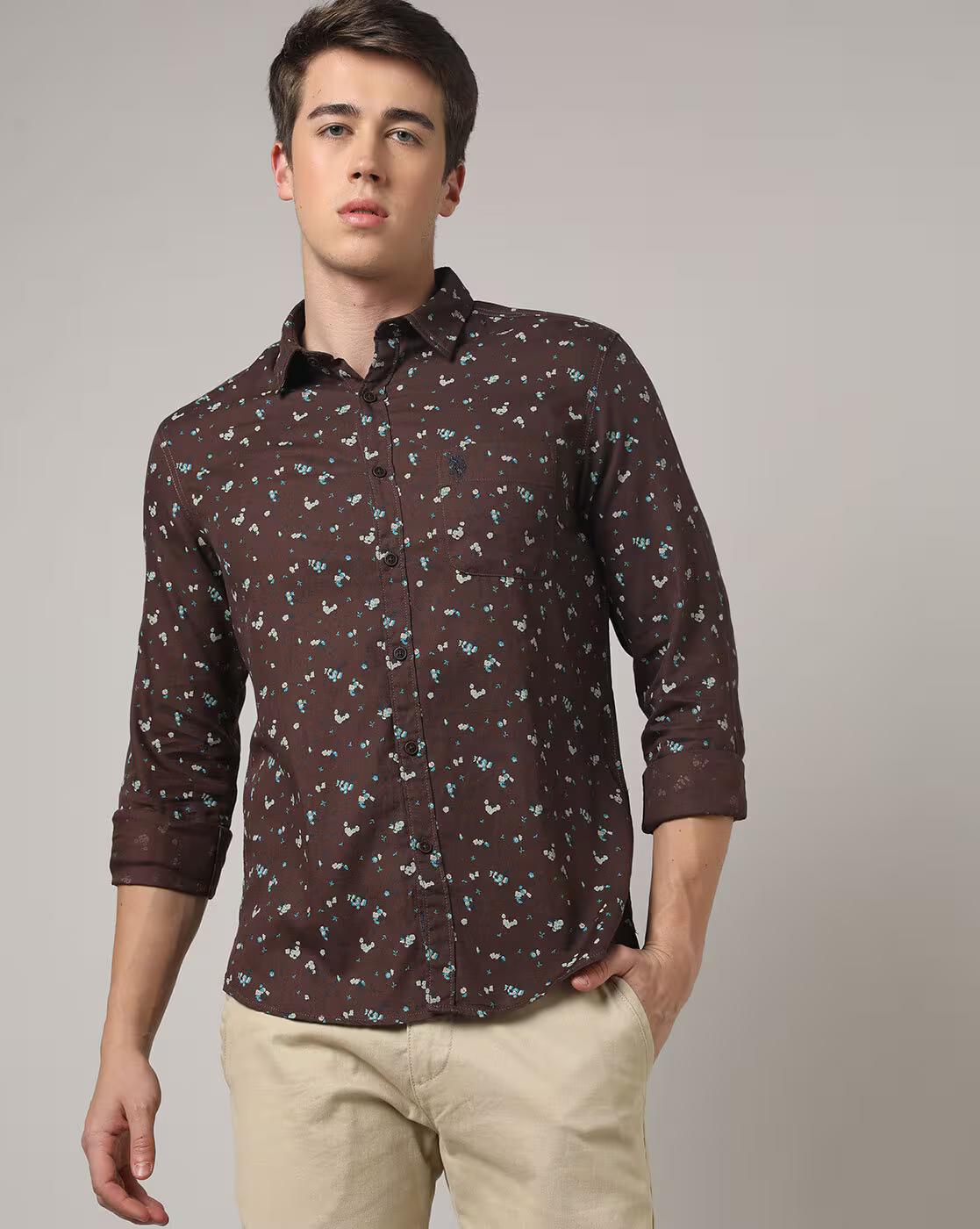 Men Micro Print Slim Fit Shirt with Patch Pocket