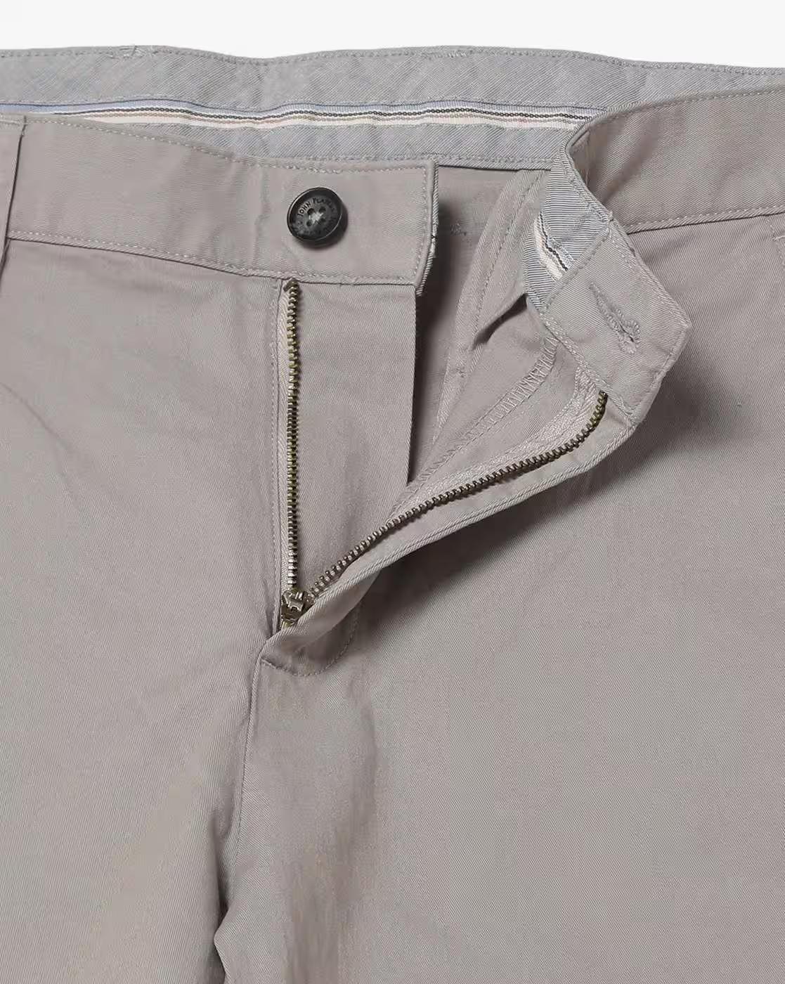 Men Slim Fit Flat-Front Chinos