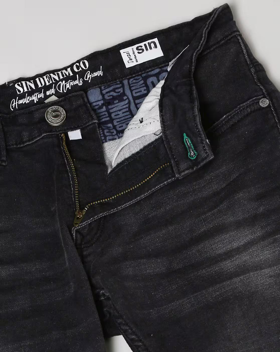 Men Lightly Washed Skinny Fit Jeans