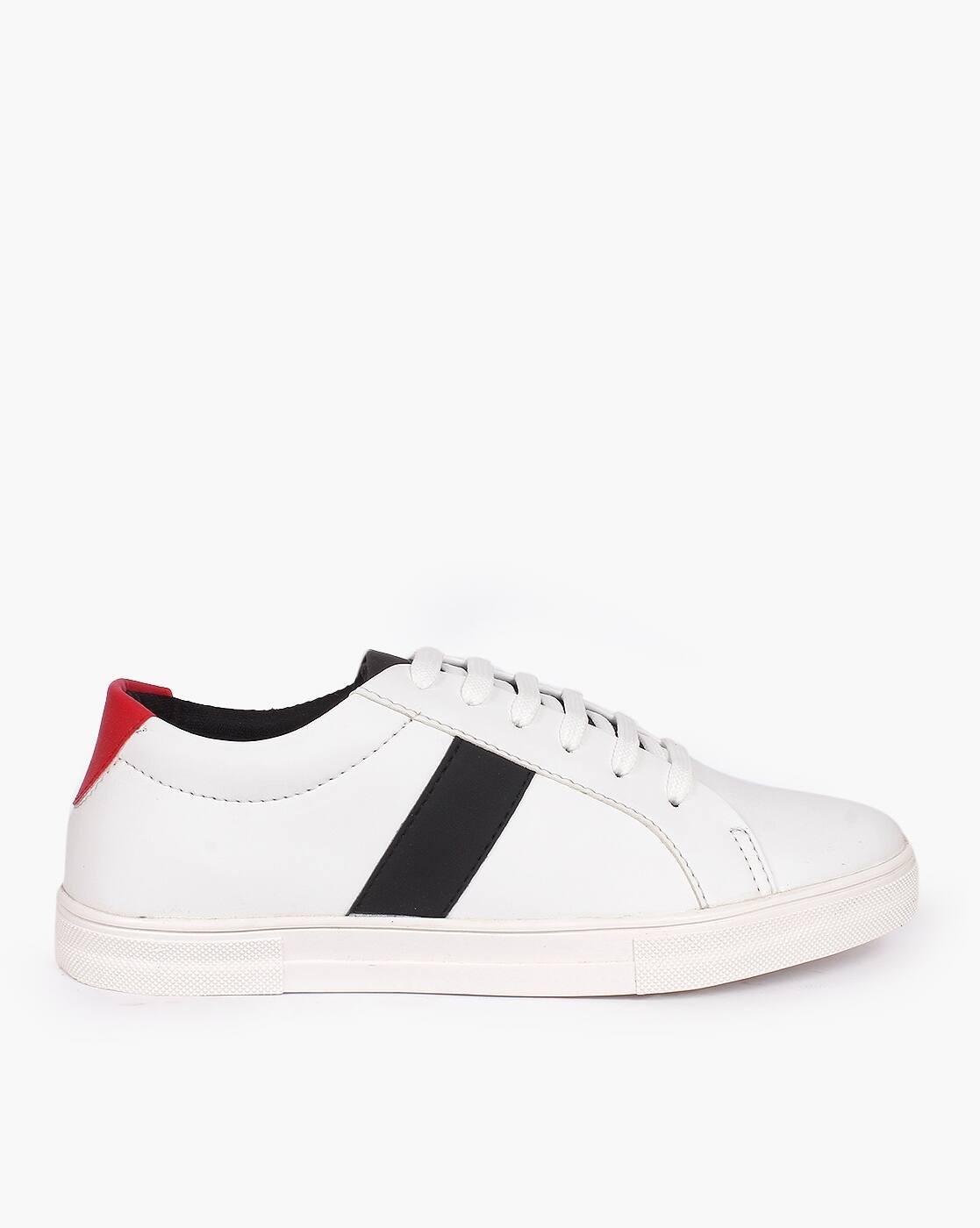 Men Low-Top Lace-Up Shoes