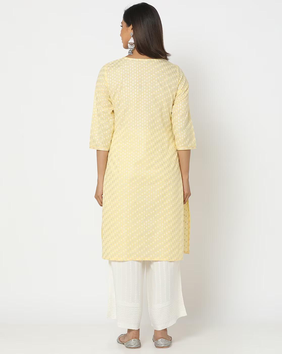 Women Floral Print Round-Neck Straight Kurta