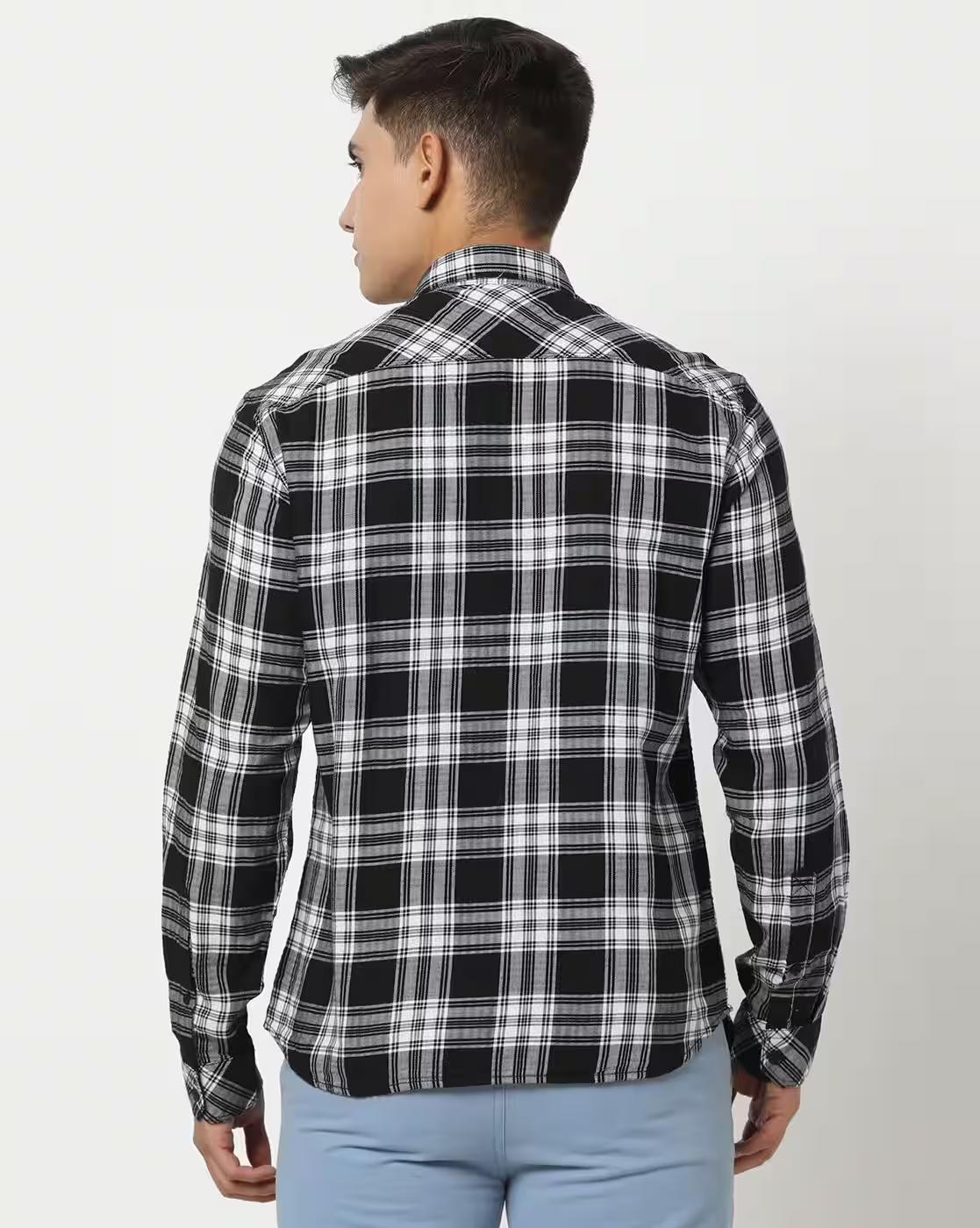 Men Checked Slim Fit Shirt