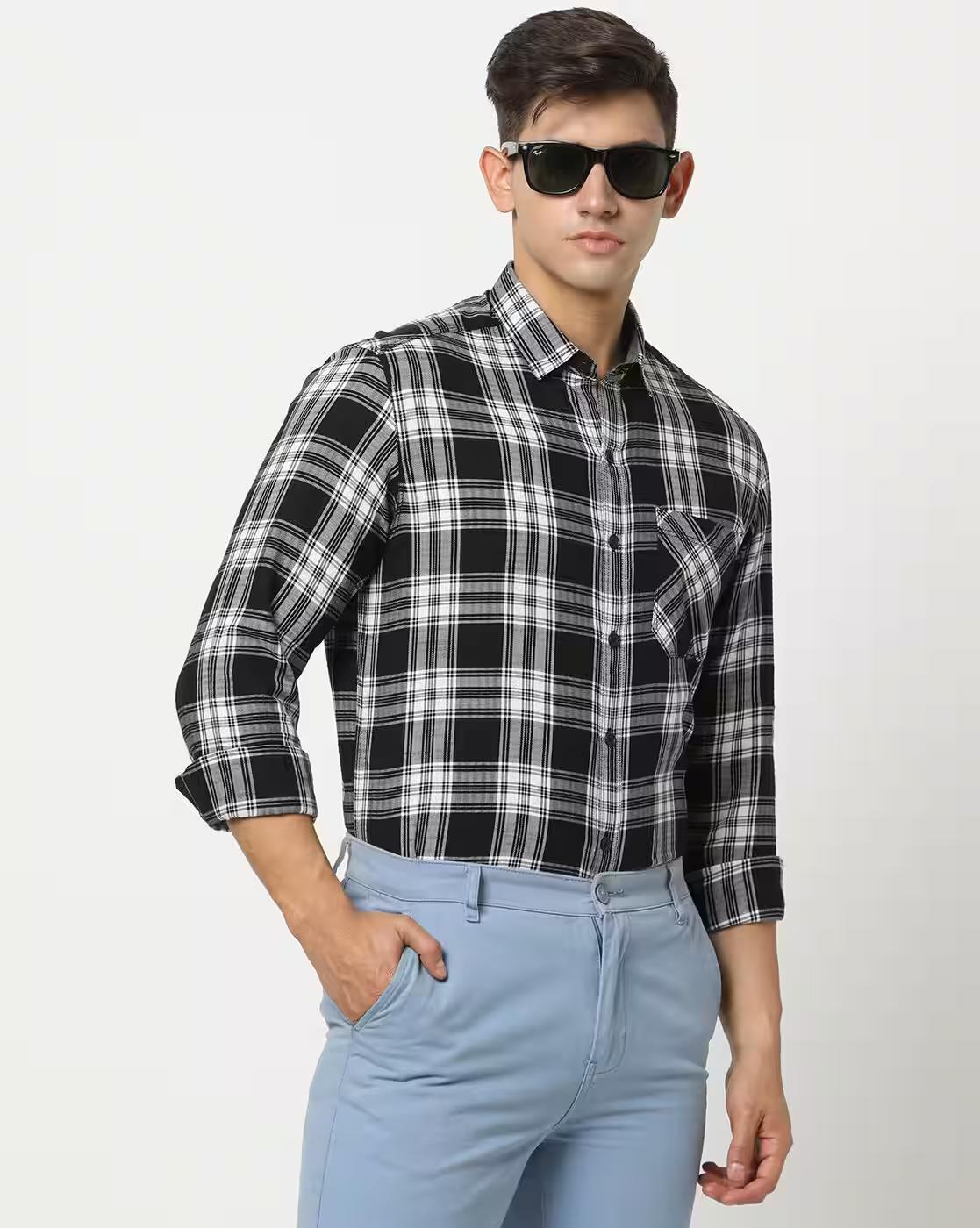 Men Checked Slim Fit Shirt