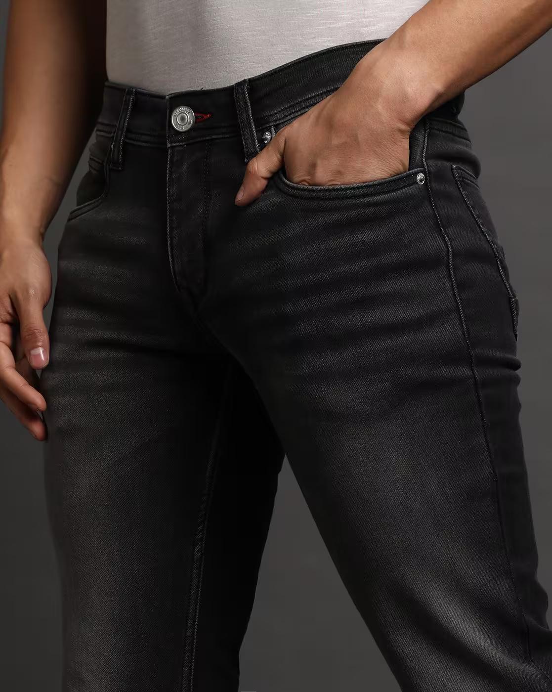 Men Lightly Washed Slim Fit Jeans