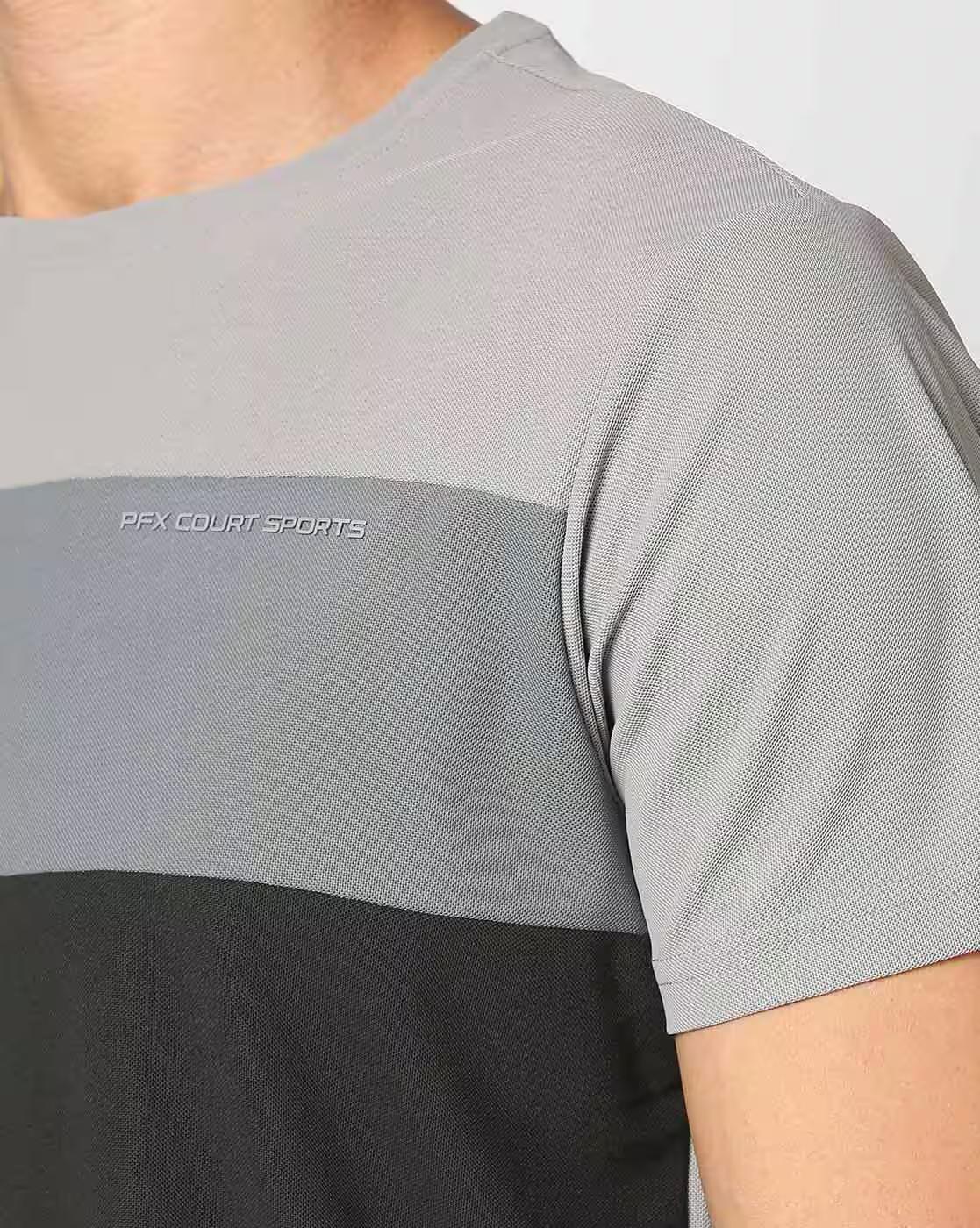 Men Colourblock Regular Fit Crew-Neck T-Shirt