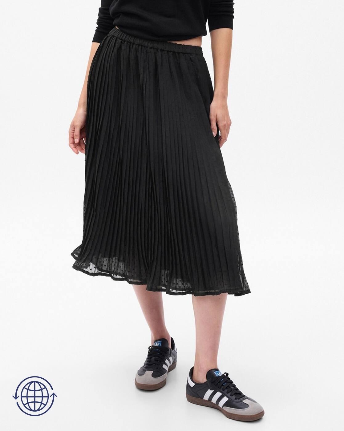 Swiss-Dot Pleated Flared Skirt
