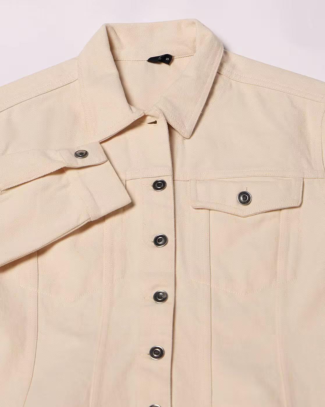 Women Regular Fit Jacket with Flap Pockets