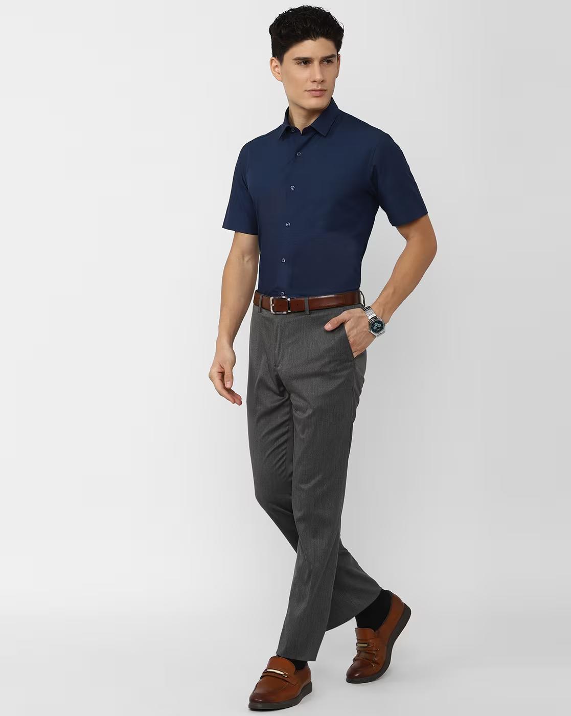 Men Slim Fit Shirt with Patch Pocket