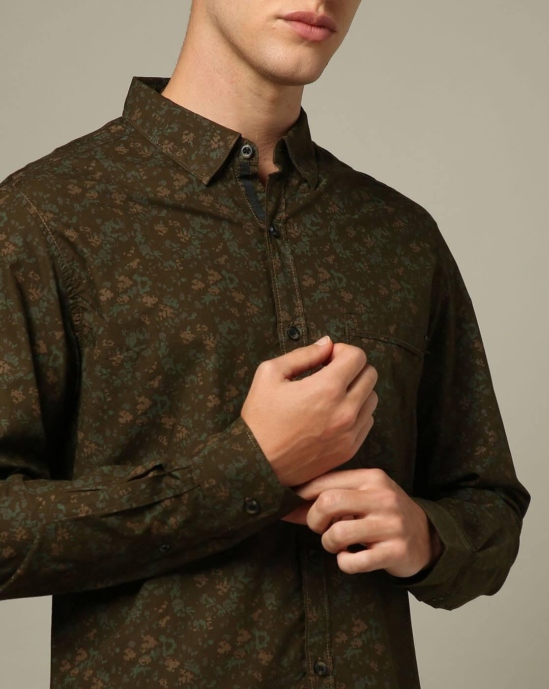 Men Printed Slim Fit Shirt