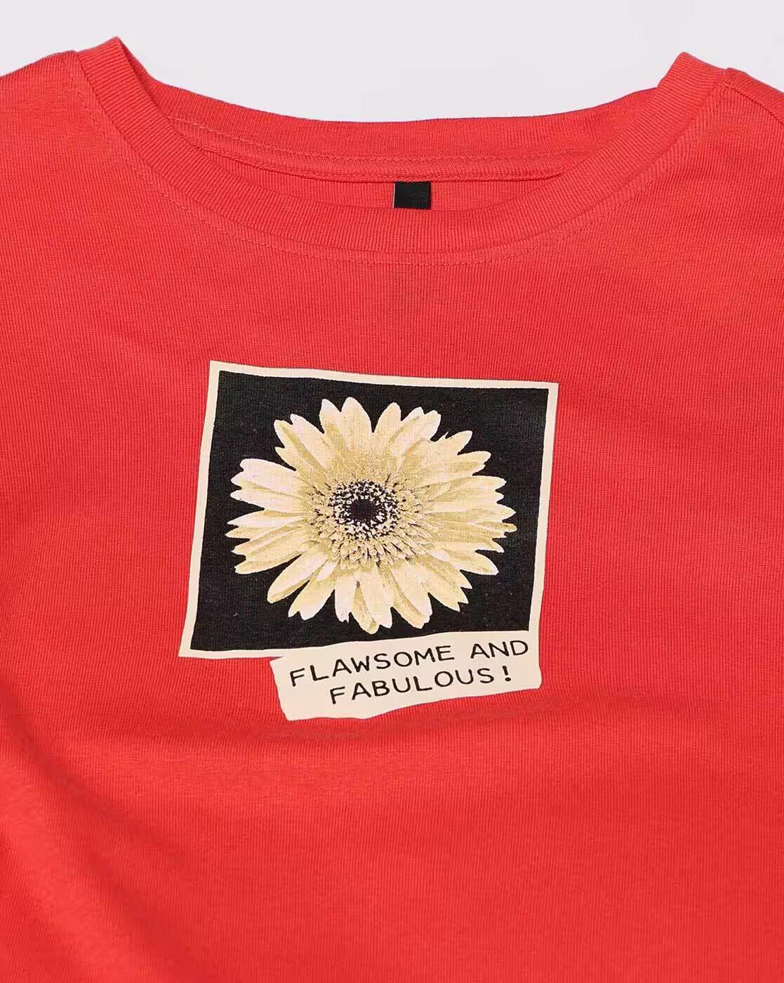 Women Floral Print Fitted Crew-Neck T-Shirt