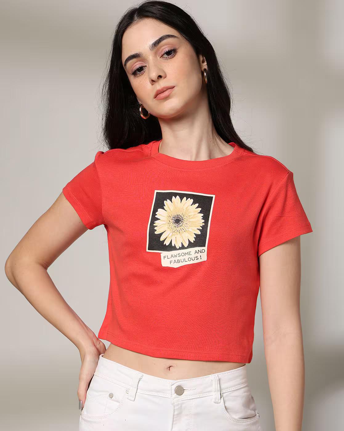 Women Floral Print Fitted Crew-Neck T-Shirt