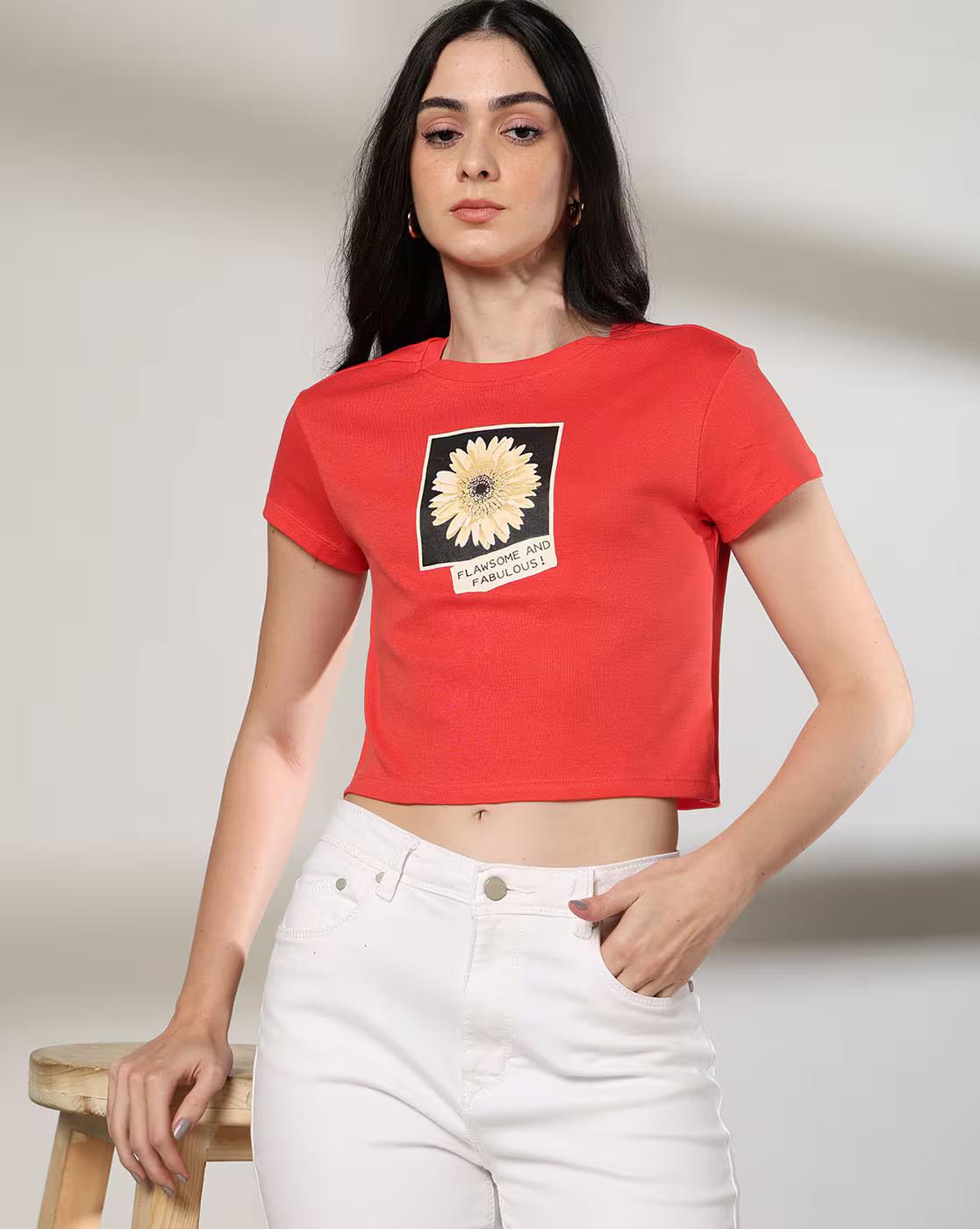 Women Floral Print Fitted Crew-Neck T-Shirt