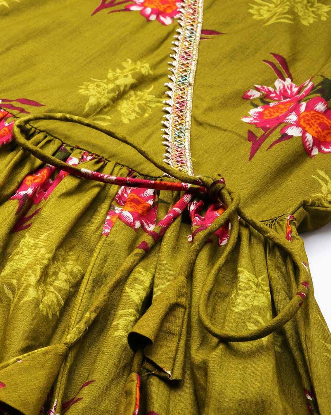 Women Floral Print Straight Kurta Set