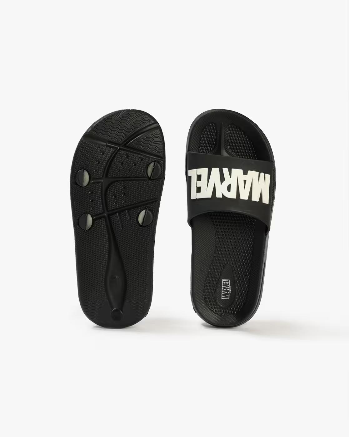 Boys Marvel Print SLip-On Slides