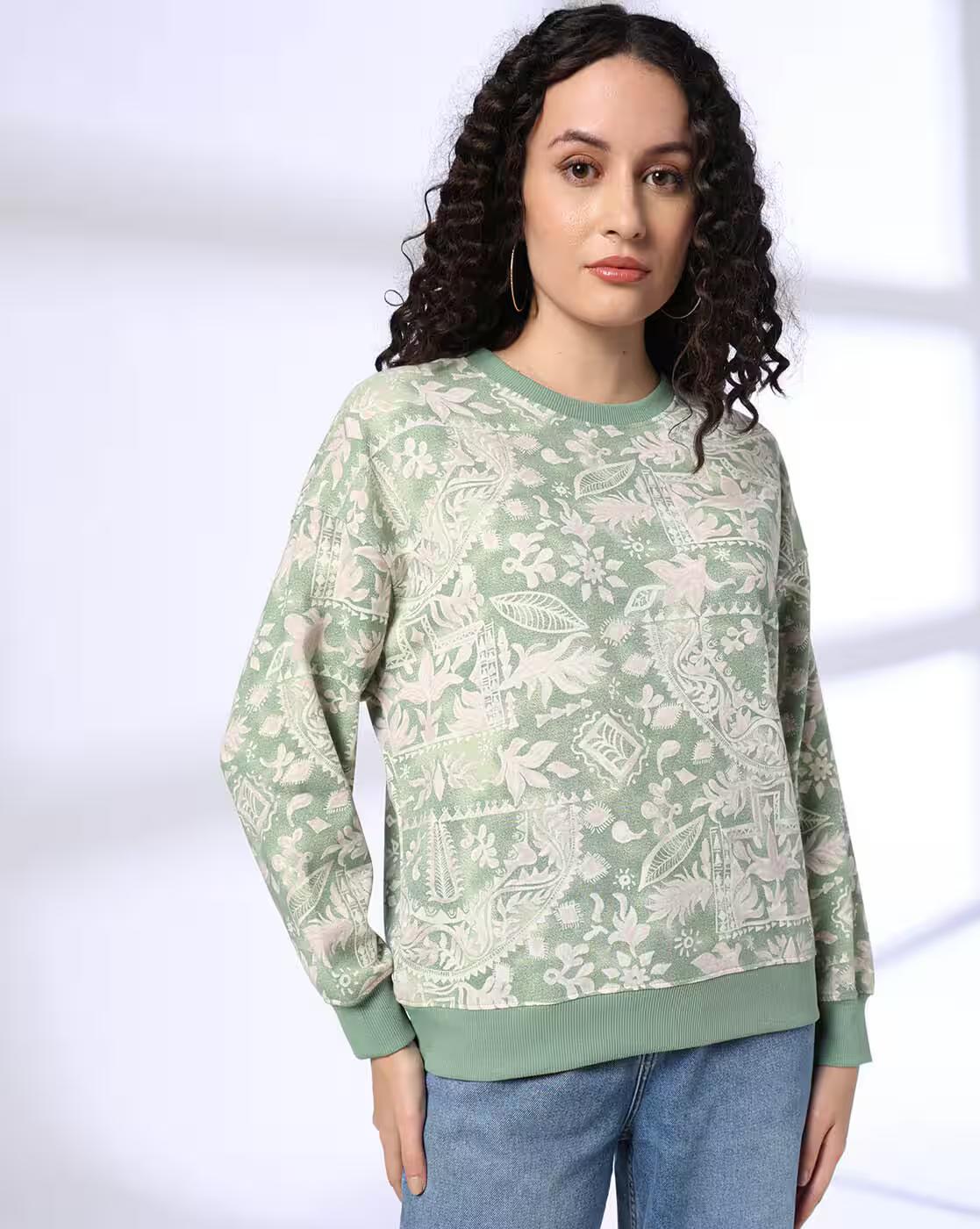 Women Leaf Print Boxy Fit Crew-Neck Sweatshirt
