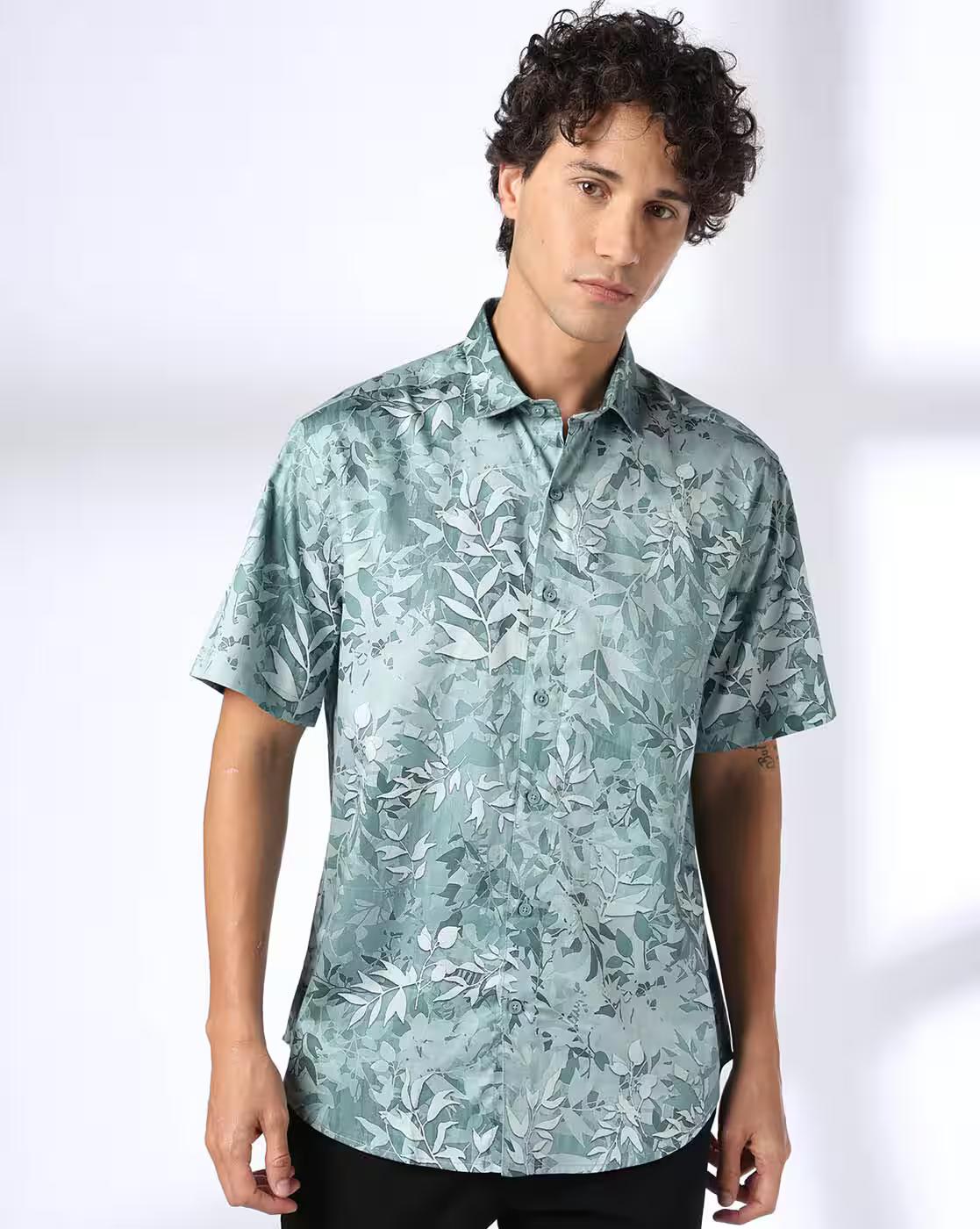 Men Floral Print Relaxed Fit Cotton Shirt