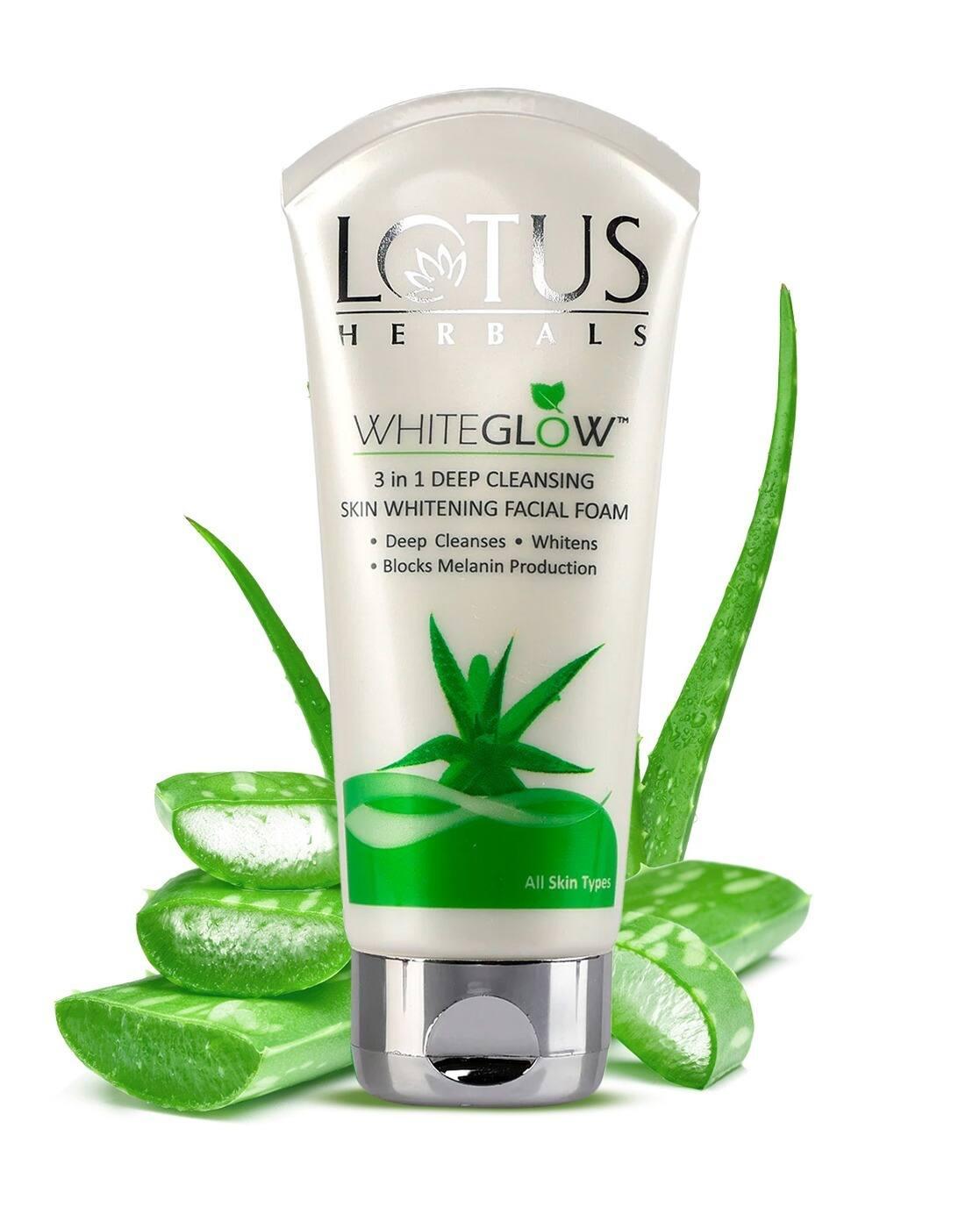 Lotus Herbals 3 in 1 Deep Cleansing Facial Foam Face Wash