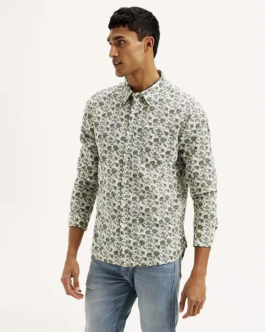 Men Floral Print Slim Fit Shirt with Patch Pocket