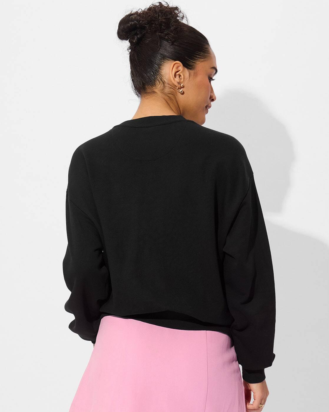 Women Embroidered Round-Neck Sweatshirt
