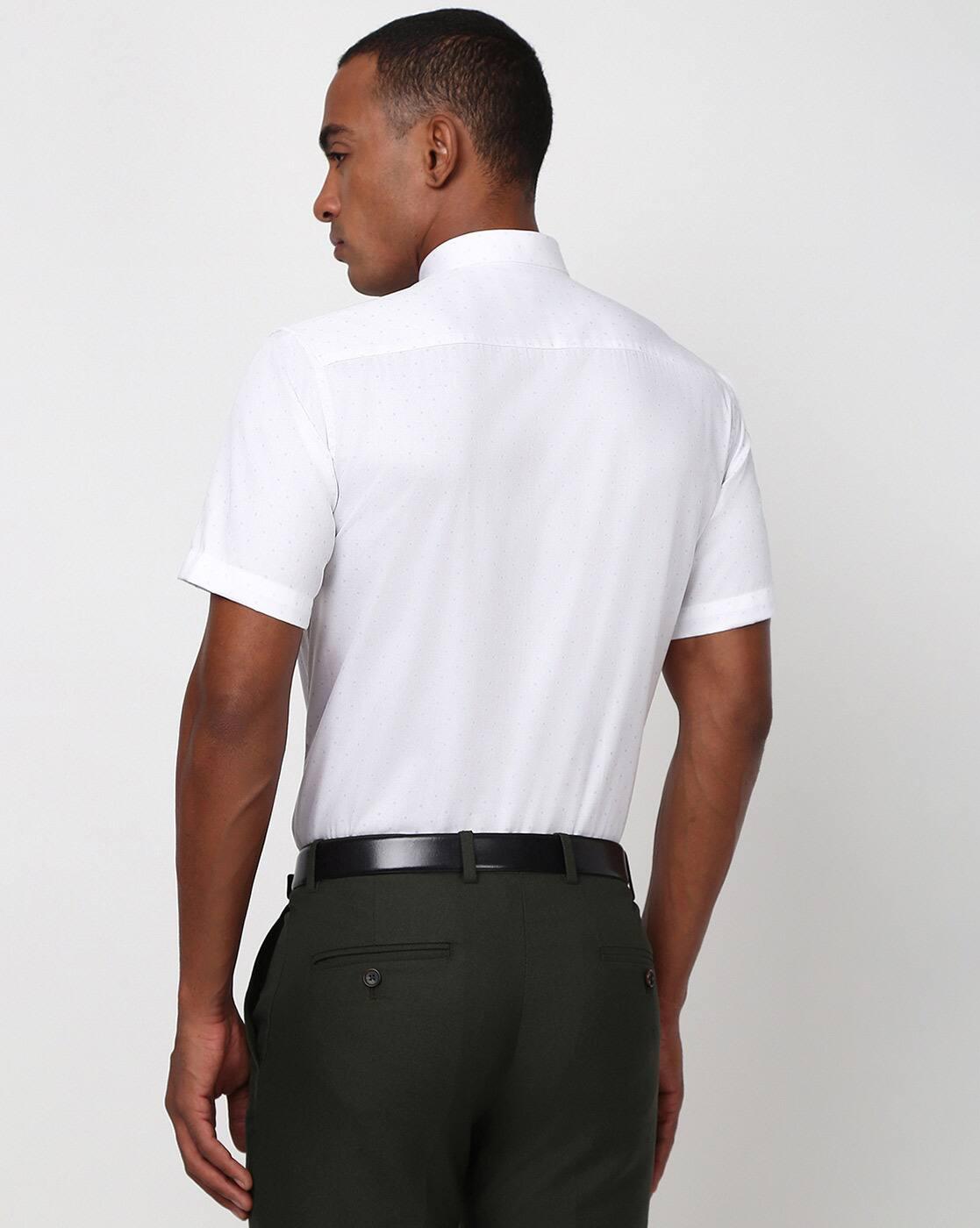 Men Regular Fit Shirt with Patch Pocket