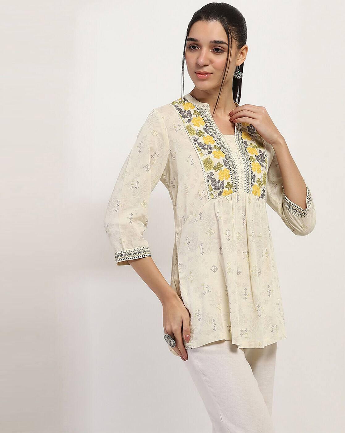 Women Embroidered Kurti