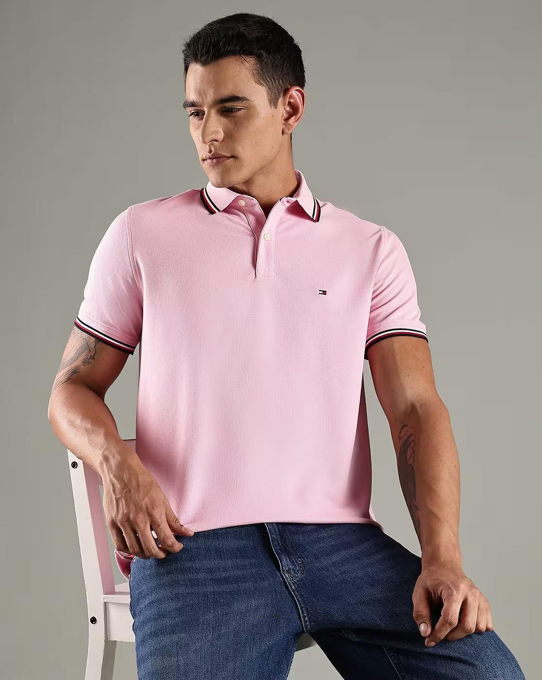 Men Regular Fit Polo T-Shirt with Contrast Tipping
