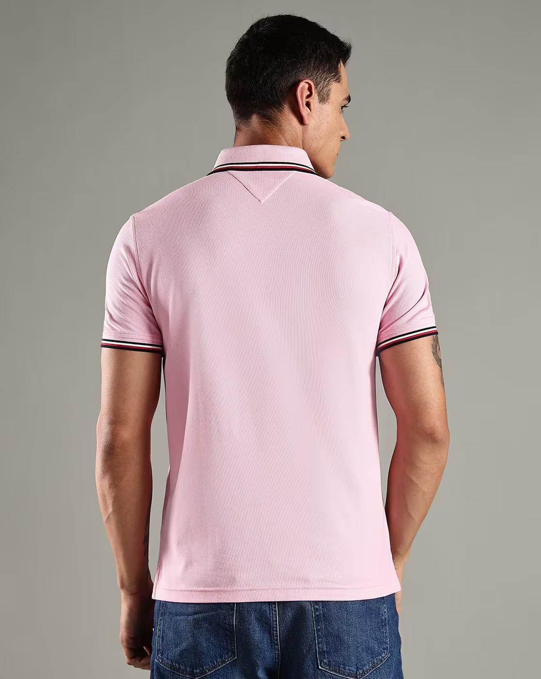Men Regular Fit Polo T-Shirt with Contrast Tipping
