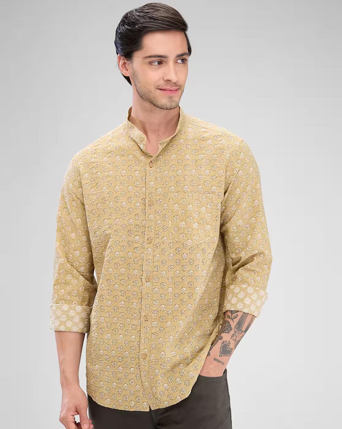 Men Printed Slim Fit Shirt with Patch Pocket