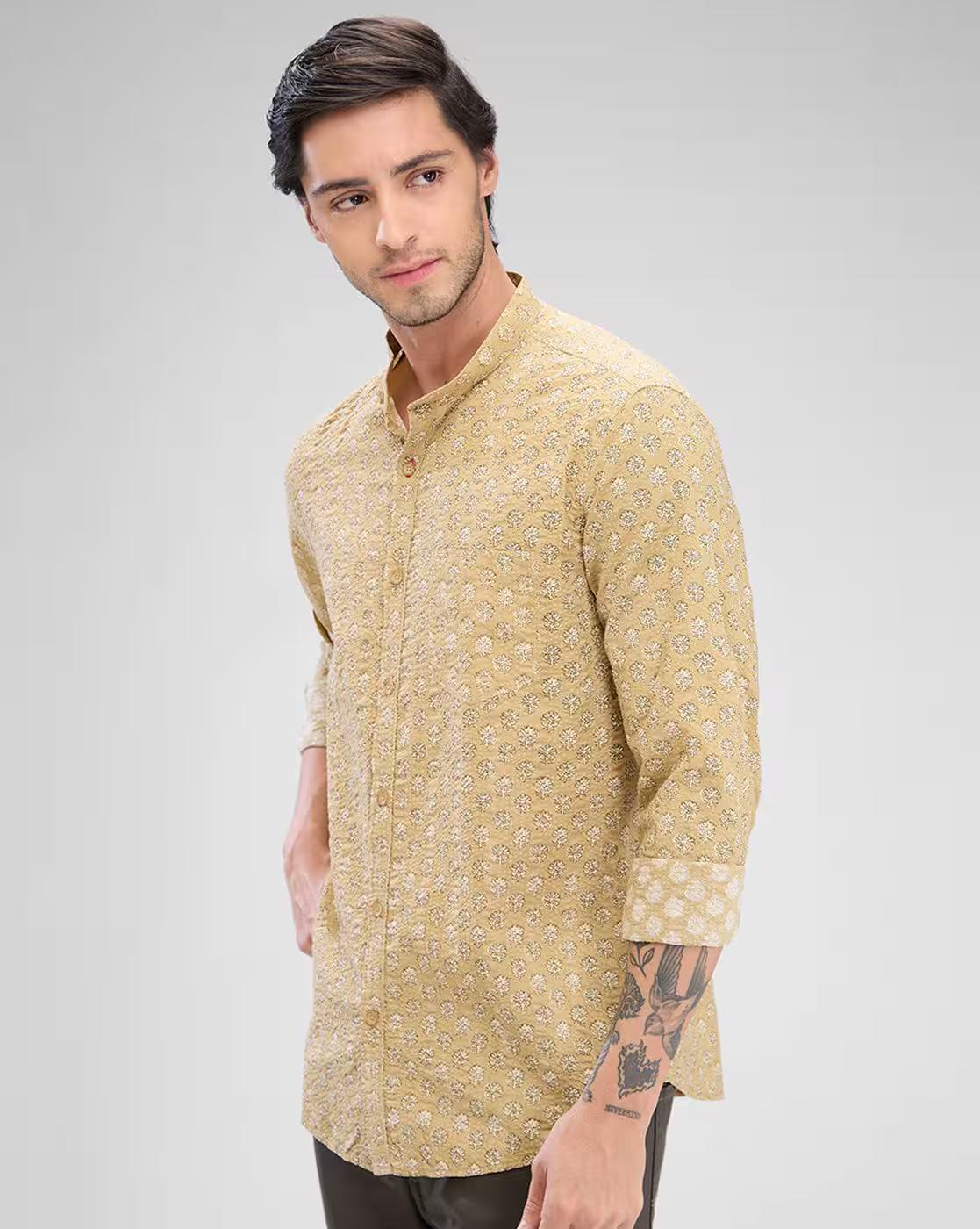 Men Printed Slim Fit Shirt with Patch Pocket