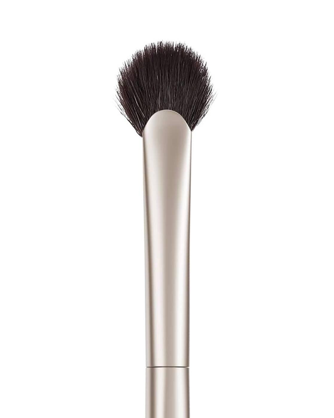 S16 Highlighter Fan Brush Feather Light Application Ultra Soft Bristles Even Application