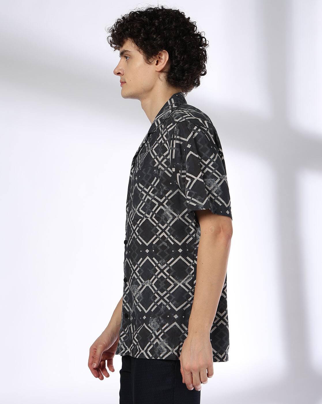 Men All-Over Print Relaxed Fit Shirt with Patch Pocket