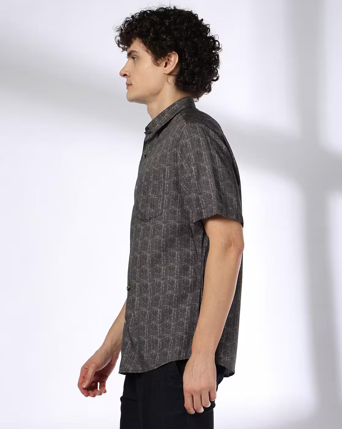Men All-Over Print Slim Fit Shirt with Patch Pocket