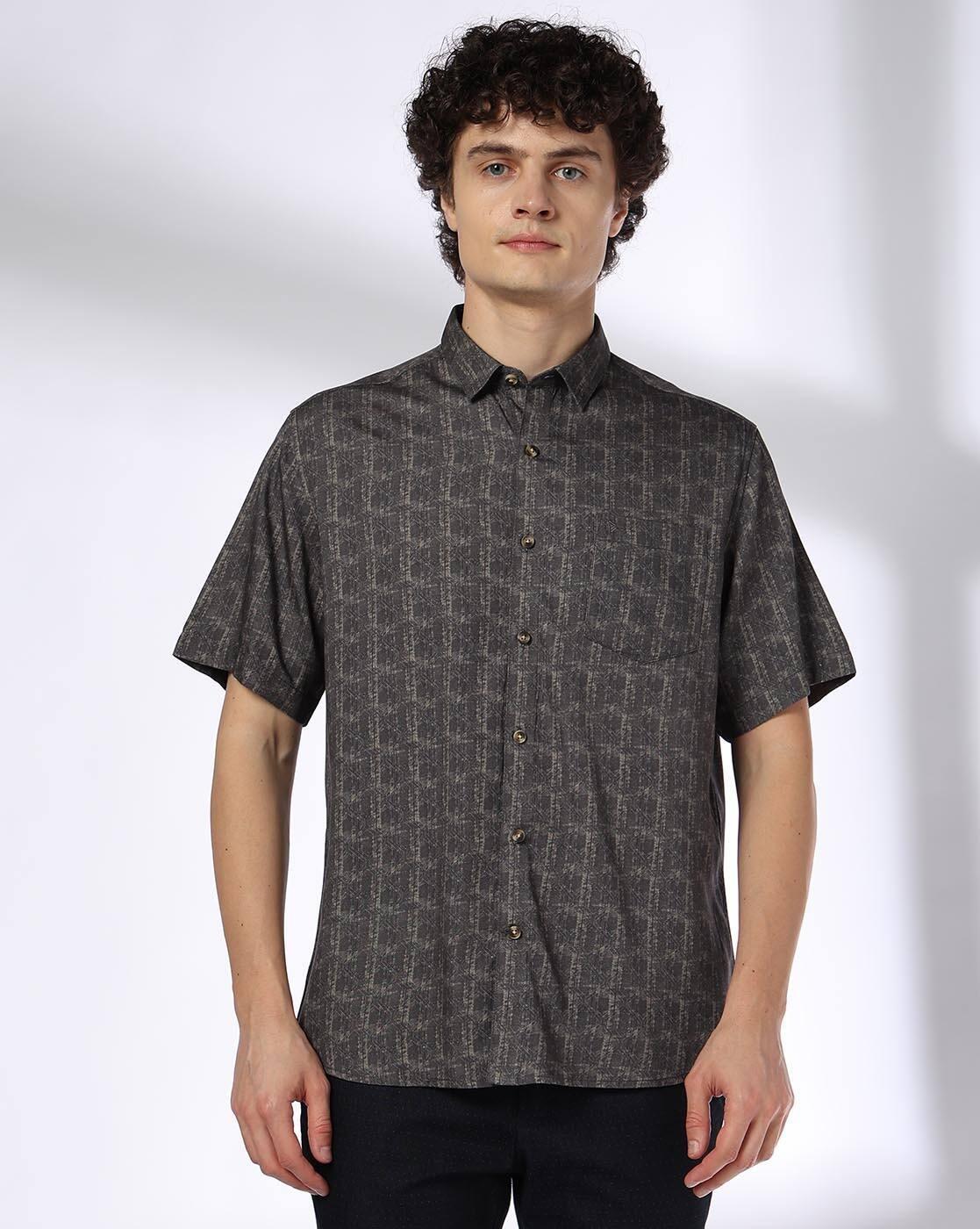 Men All-Over Print Slim Fit Shirt with Patch Pocket