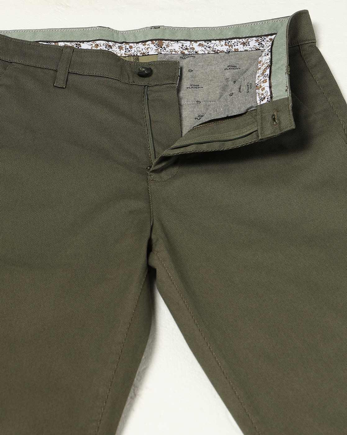 Men Slim Fit Flat-Front Chinos