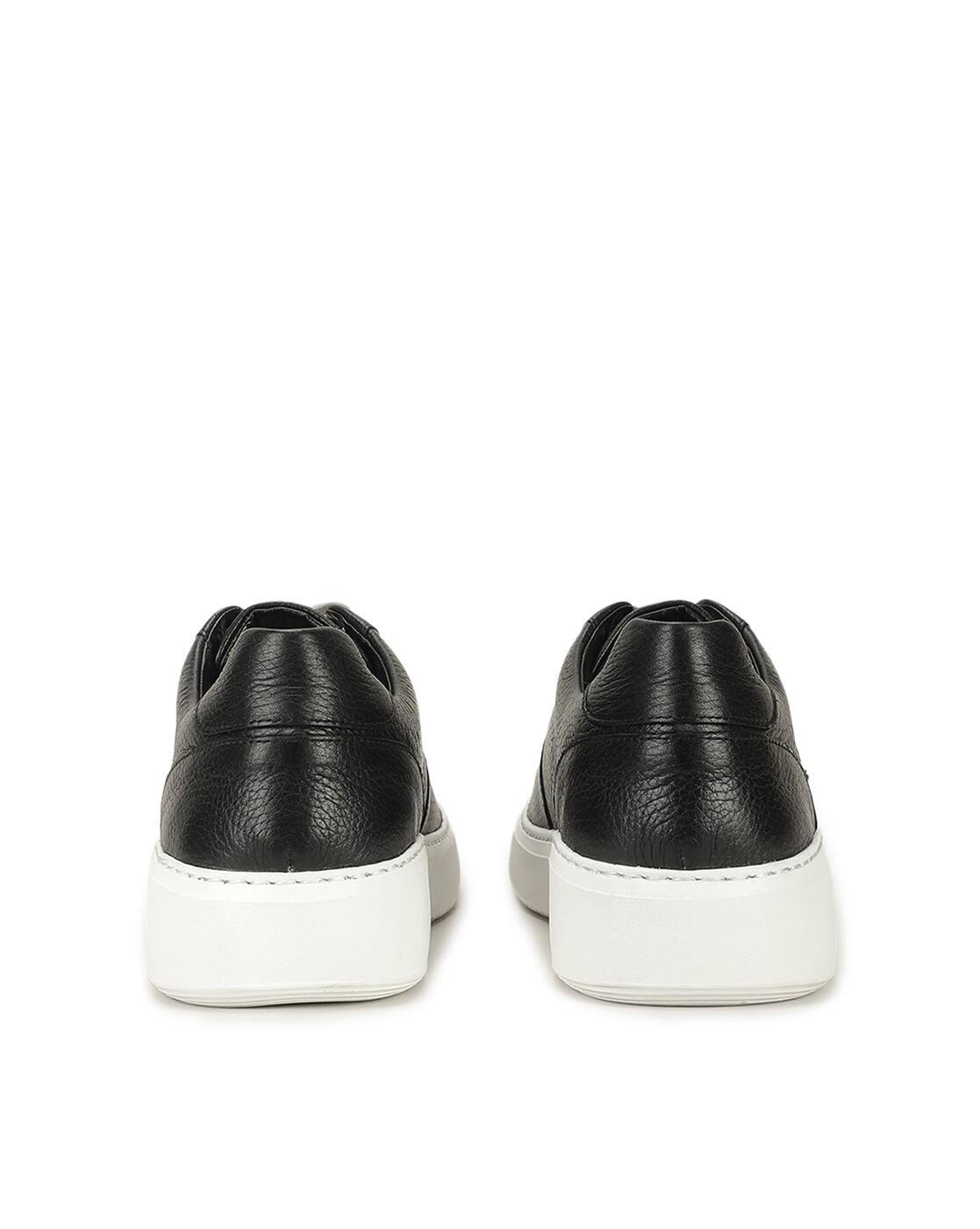 Men Low-Top Lace-Up Sneakers