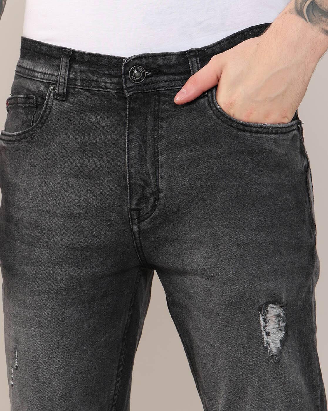 Men Lightly Washed Distressed Straight Fit Jeans