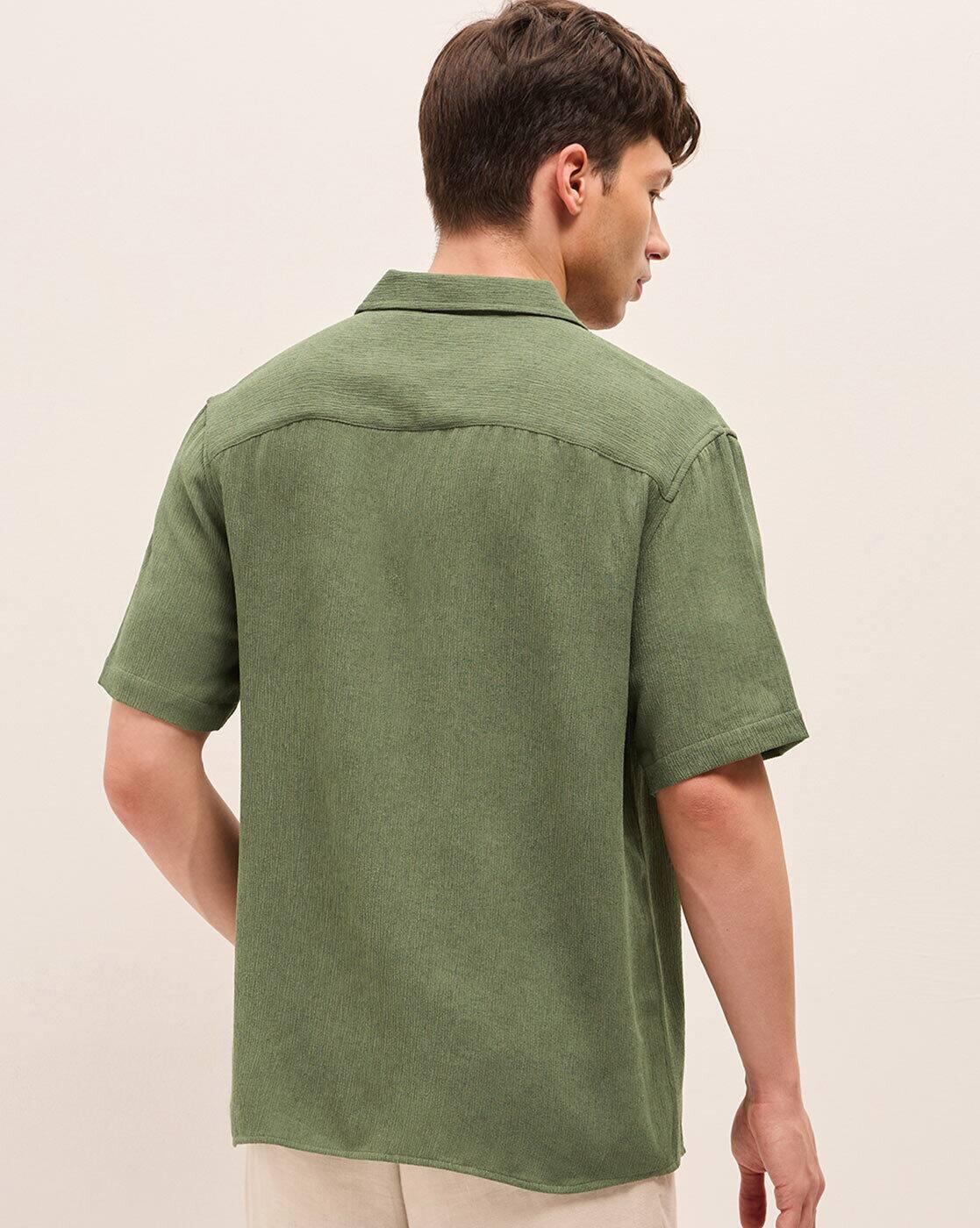 Men Textured Relaxed Fit Shirt