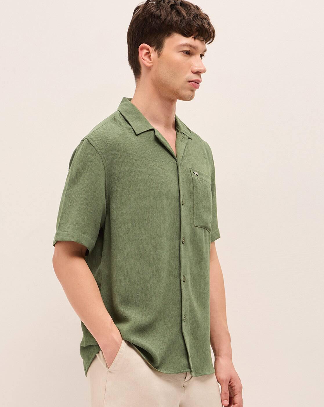 Men Textured Relaxed Fit Shirt