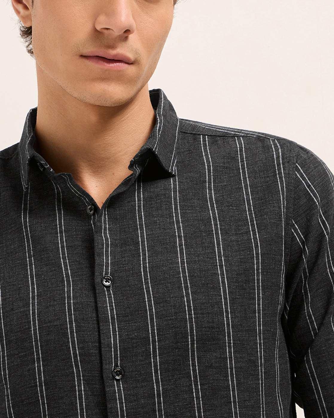 Men Spread Collar Slim Fit Shirt
