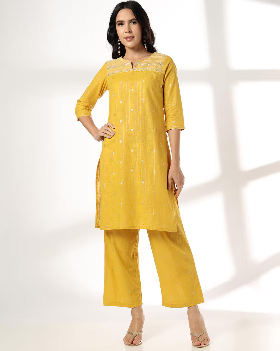 EMB SHOULDER YOKE WITH LINES, YELLOW, XL