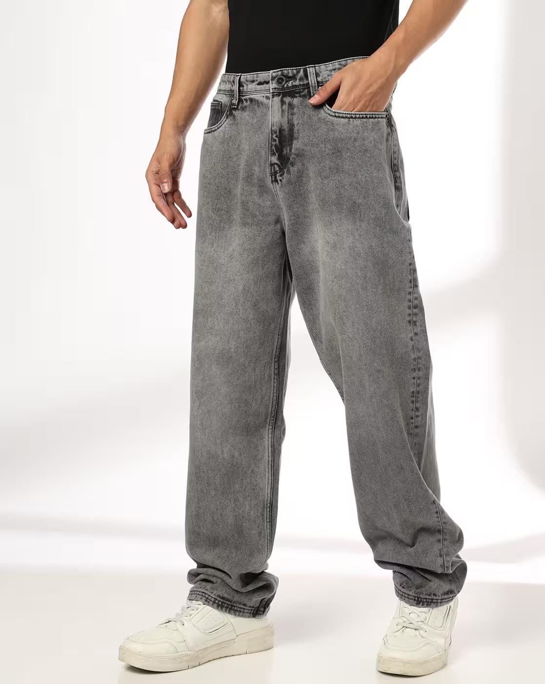Men Lightly Washed Relaxed Fit Jeans
