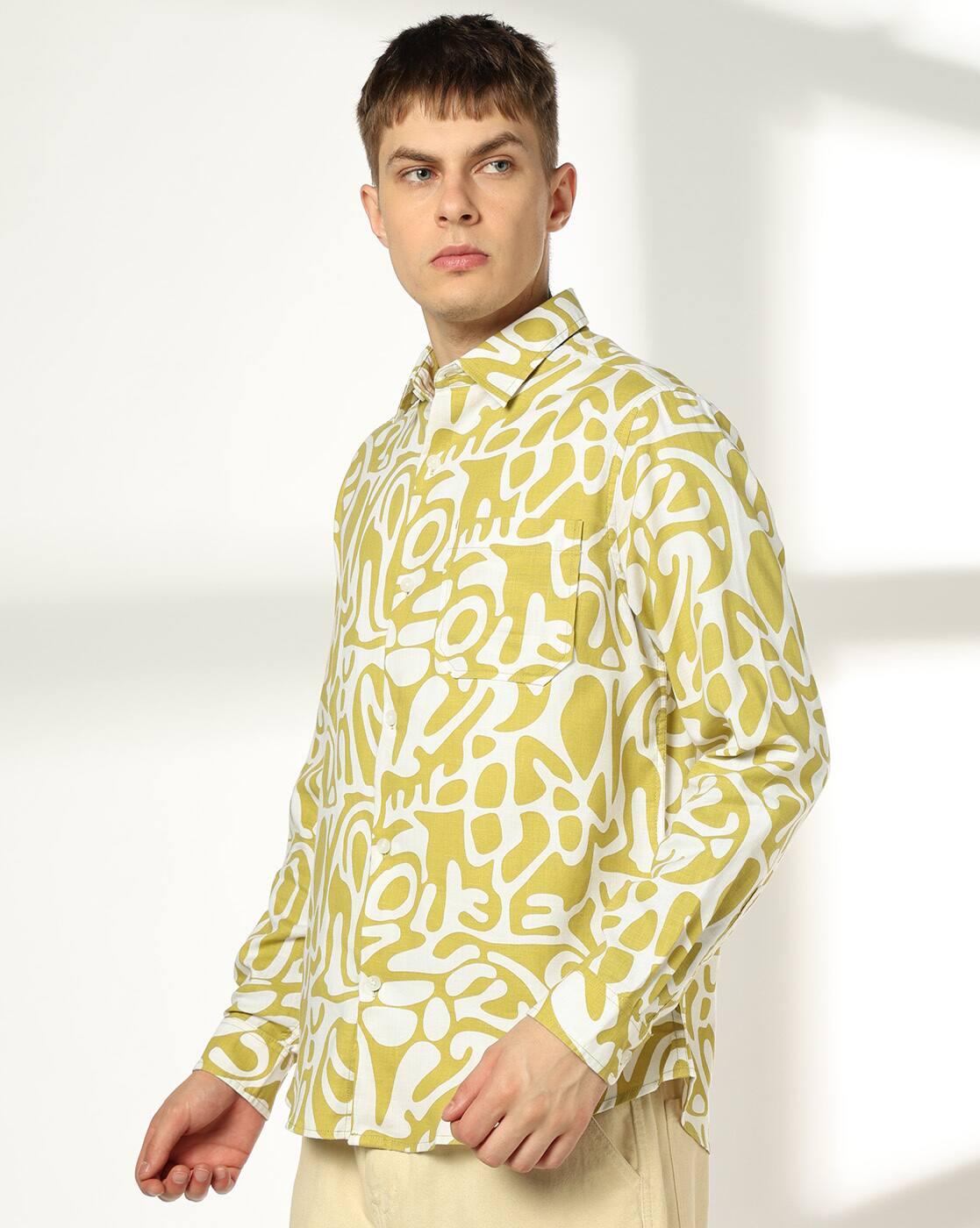 Men Printed Regular Fit Shirt with Patch Pocket