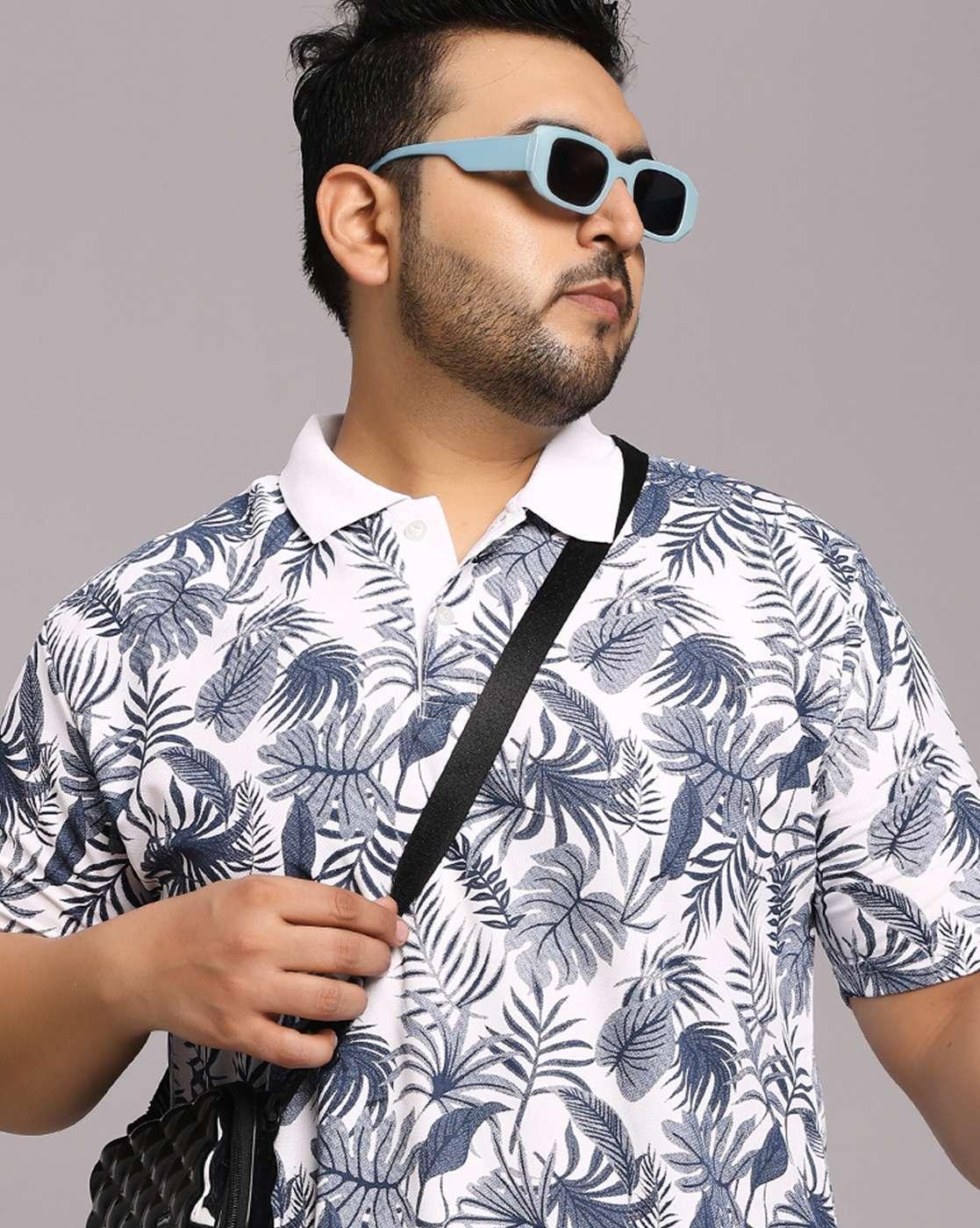 Men Leaf Print Regular Fit Polo T-Shirt with Short Sleeves
