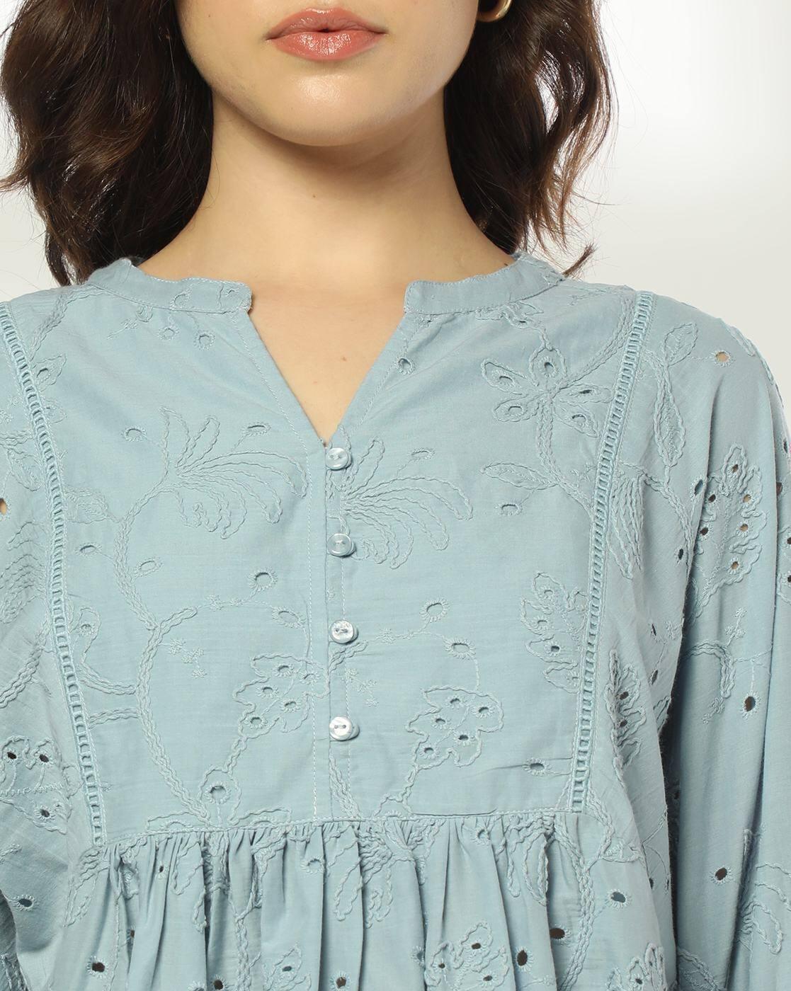 Y Notch Embroidered Peplum Top, BLUE, M