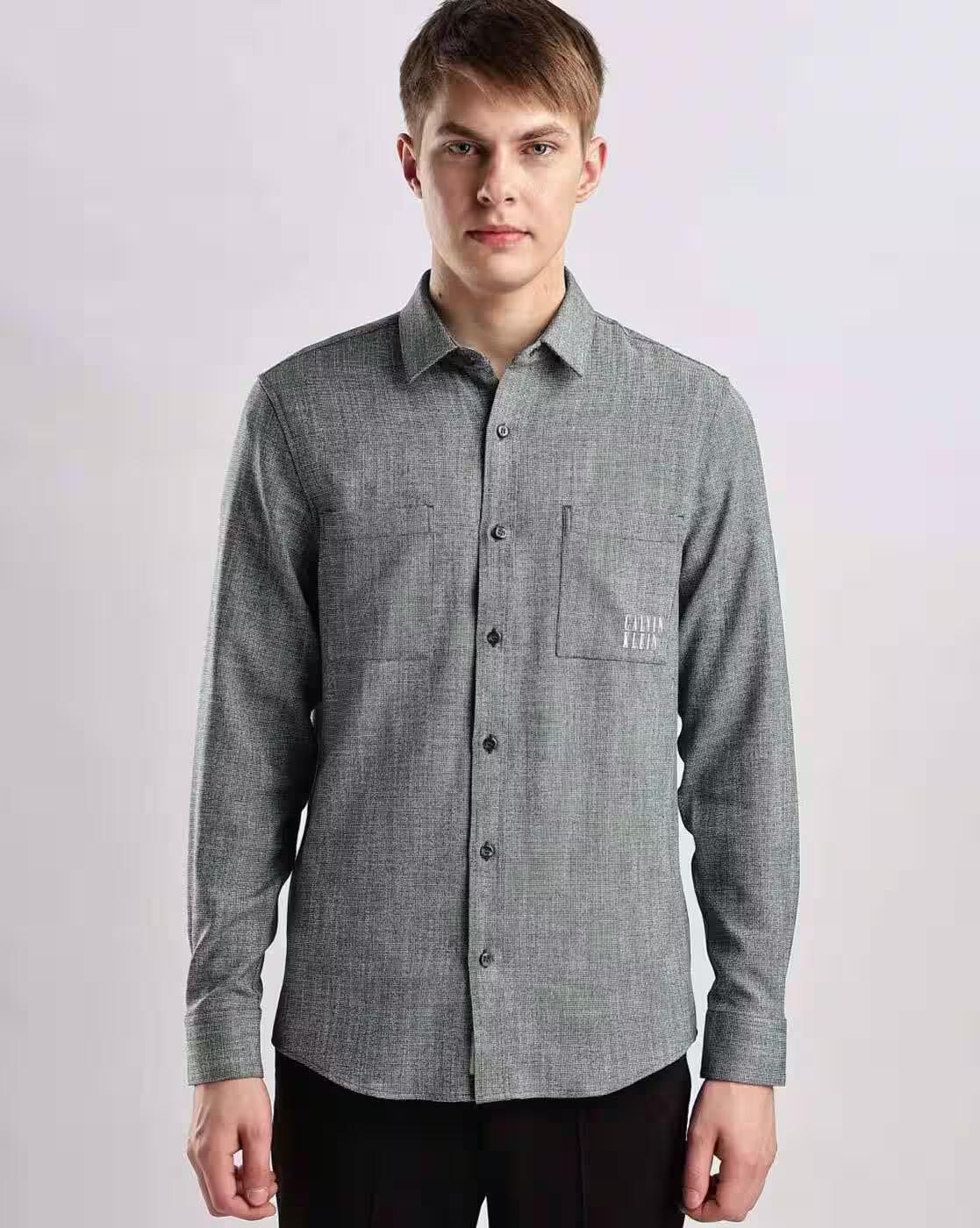 Men Spread Collar Slim Fit Shirt